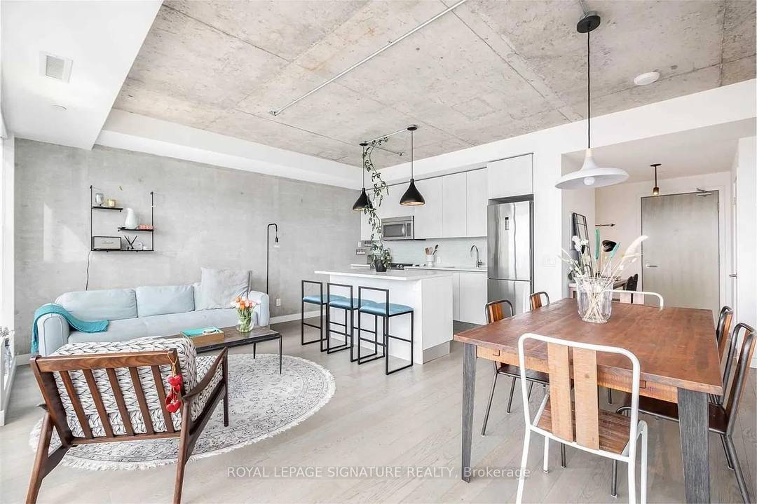 Fully Furnished amp ; All Inclusive incl WiFi !