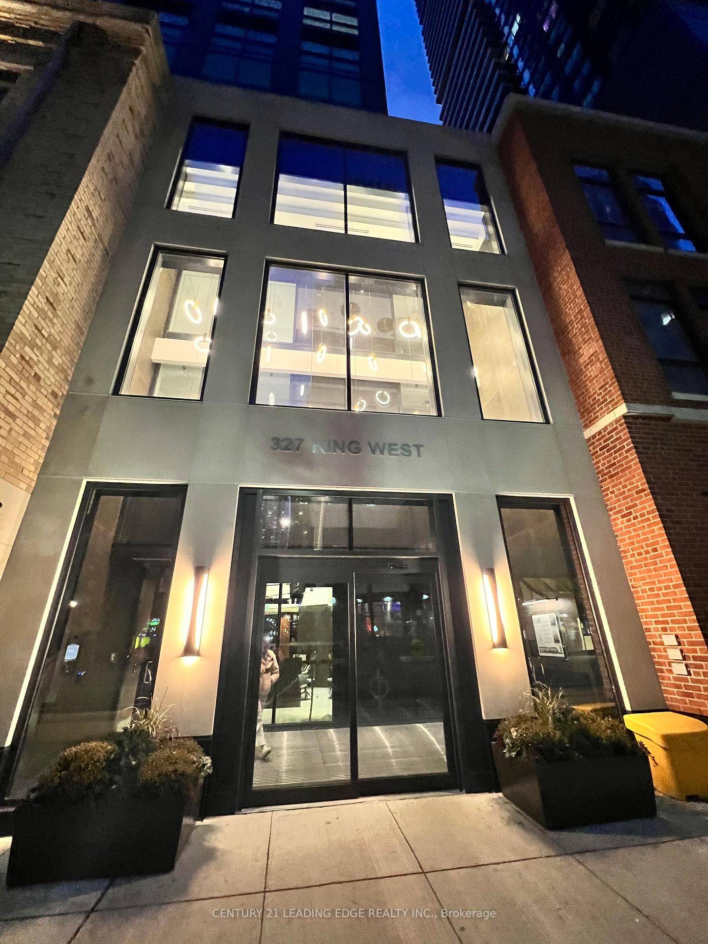 Brand New 2 Bedroom Unit In The Heart of Downtown Toronto.