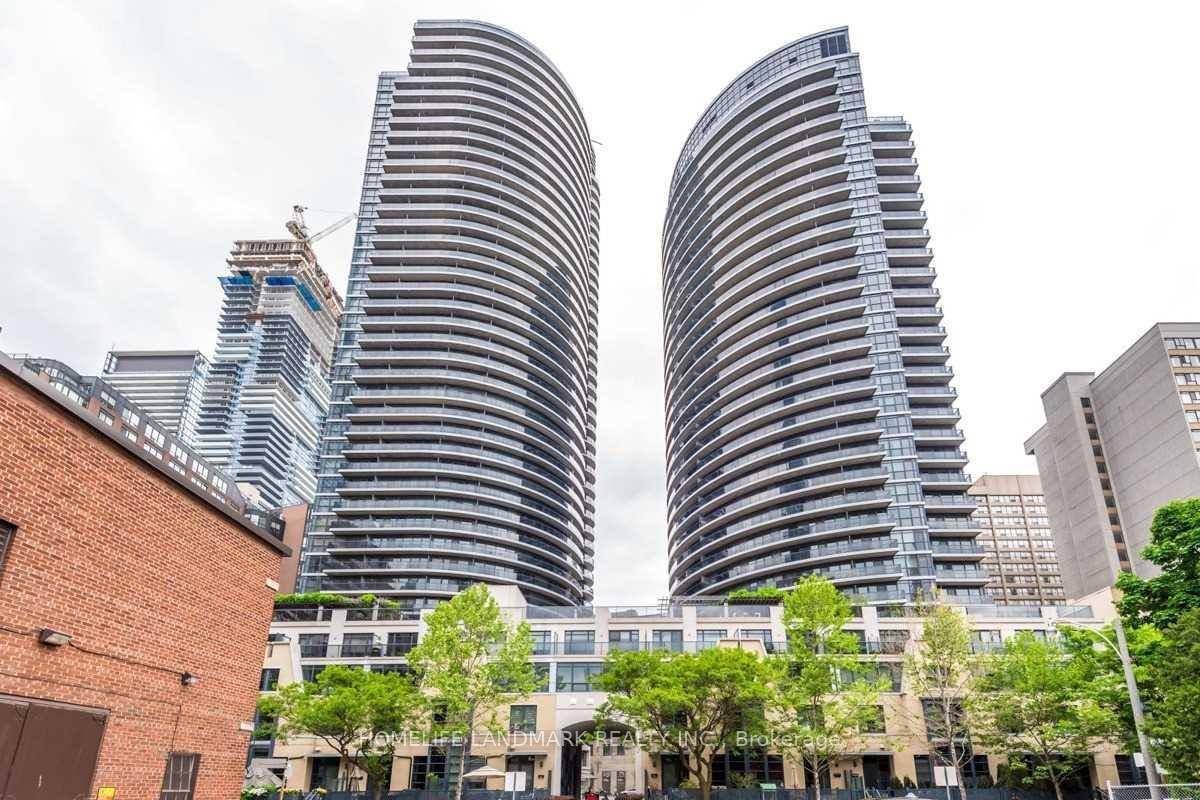Large and Spacious, Unobstructed Southeast View.