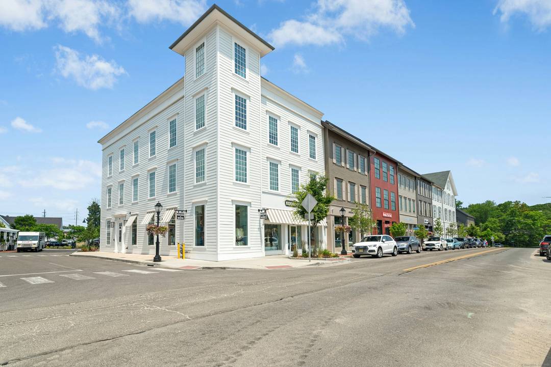 Step into this luxury unit that offers refined elegance, modern design, and privacy all in the heart of downtown Darien's premier neighborhood, The Corbin District.