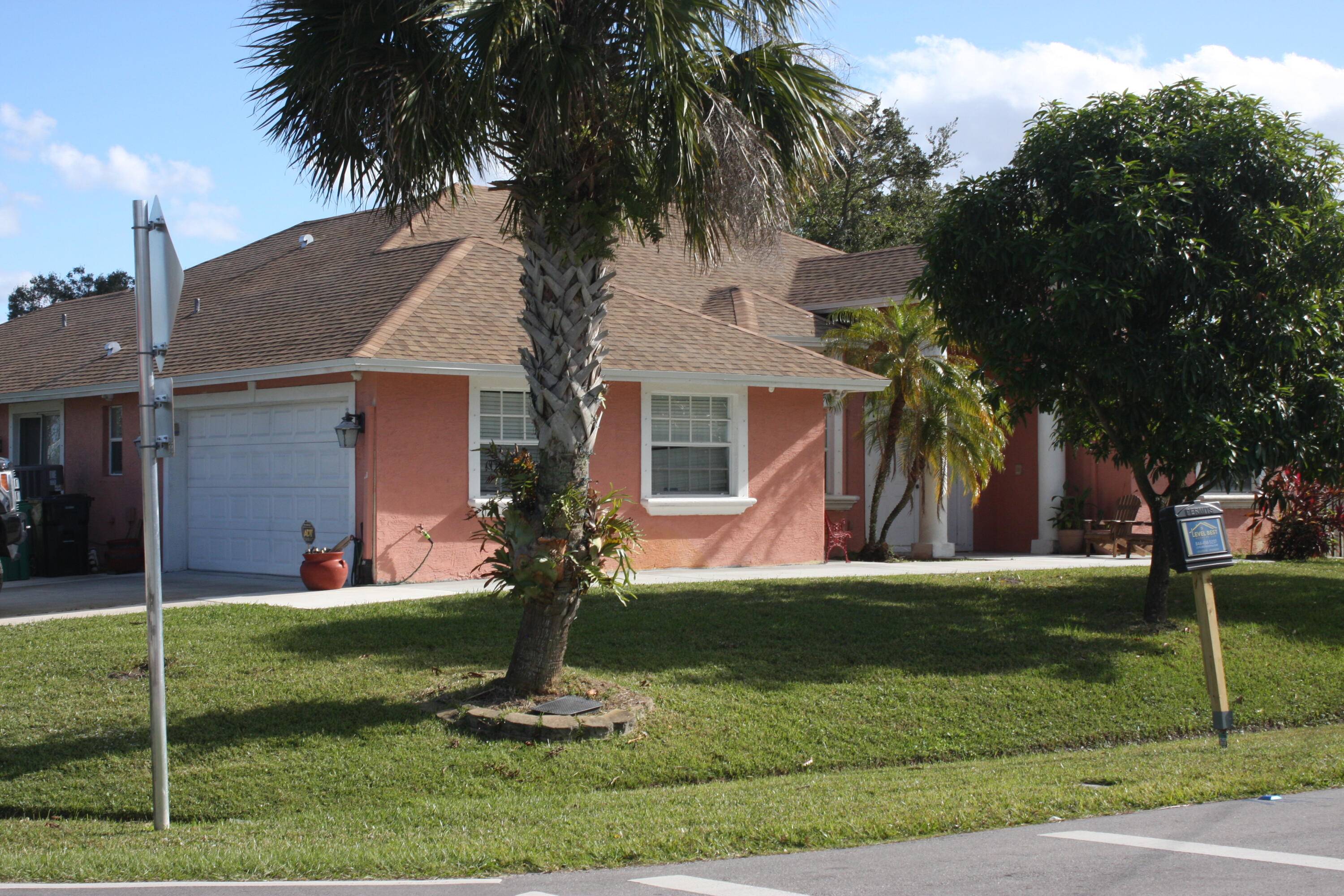 Owner downsizing ! This custom built, CBS 4bd 2ba 2c garage is nestled on a oversized, landscaped corner lot in an established neighborhood.