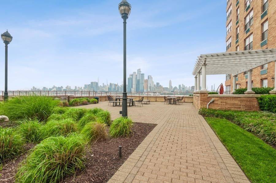 2 CONSTITUTION CT Condo New Jersey