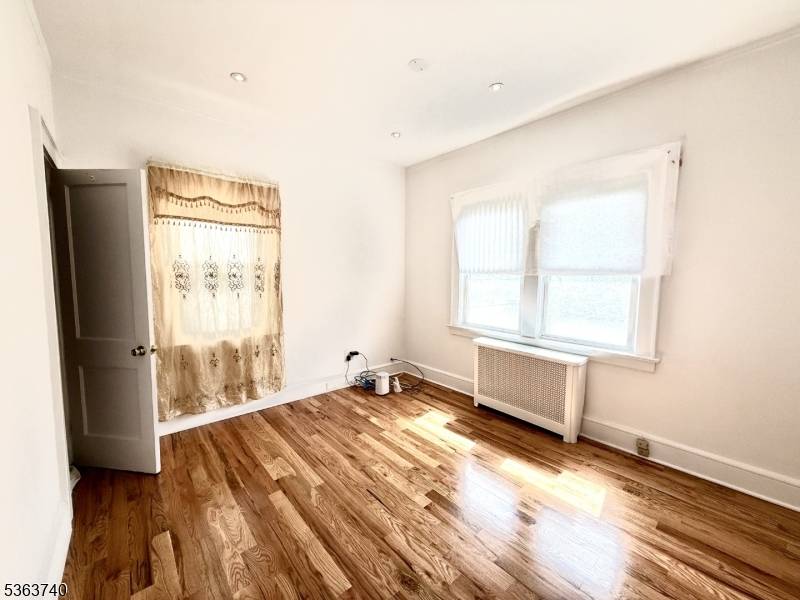 Hillcrest Rd Maplewood Twp. New Jersey Single-Family