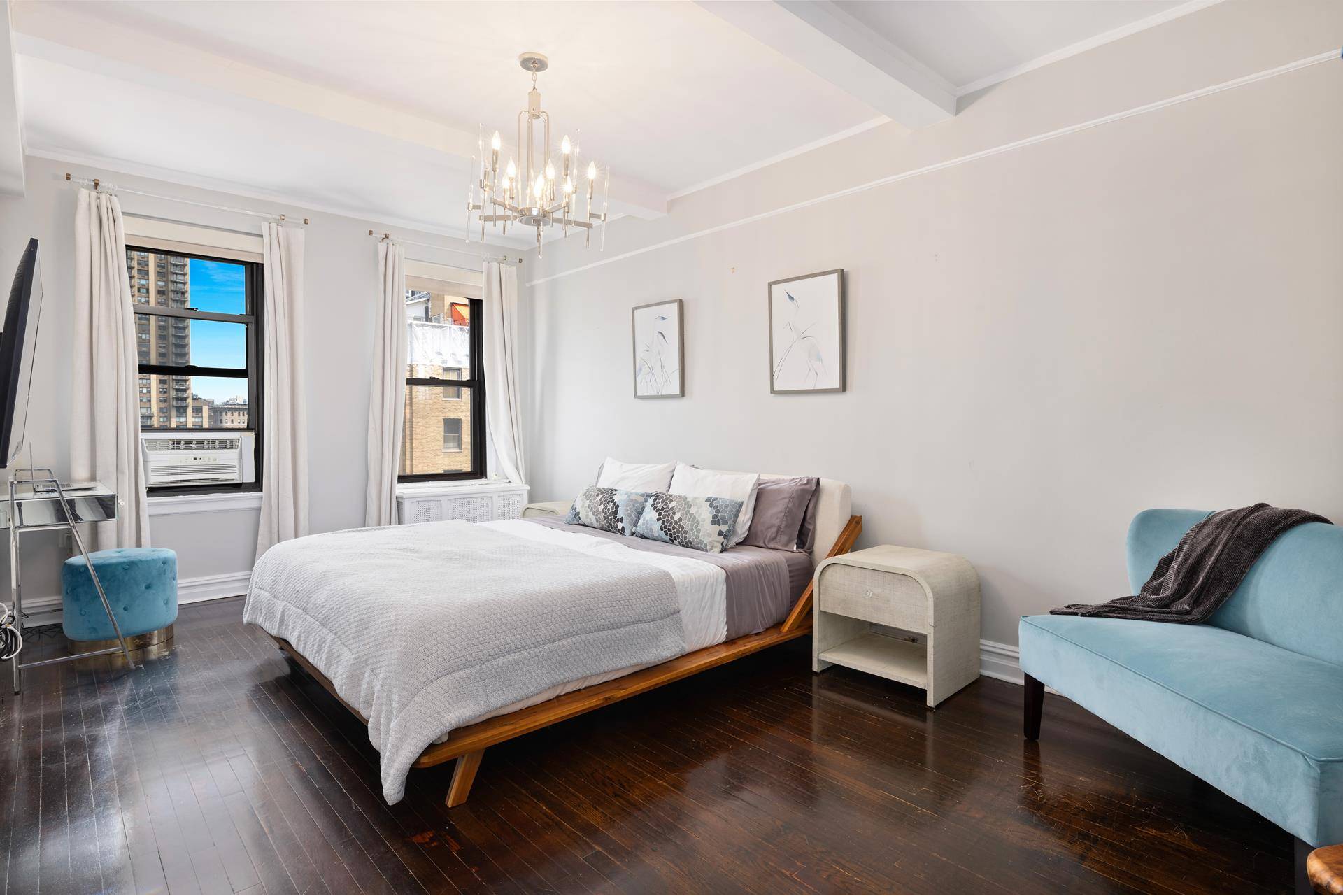 Welcome to The Gemstone, a rare pre war condominium nestled in the heart of the Lincoln Center neighborhood.