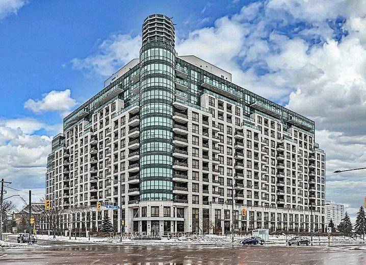 Step into this freshly renovated, surprisingly spacious 670 sq ft condo in a prime location !