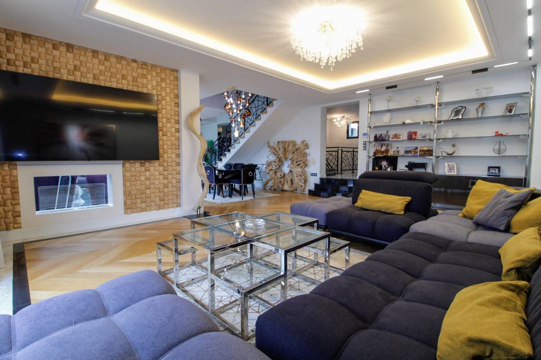 Saint-Brice-sous-Forêt – Demeure contemporaine de 403 m² aux prestations d’exception