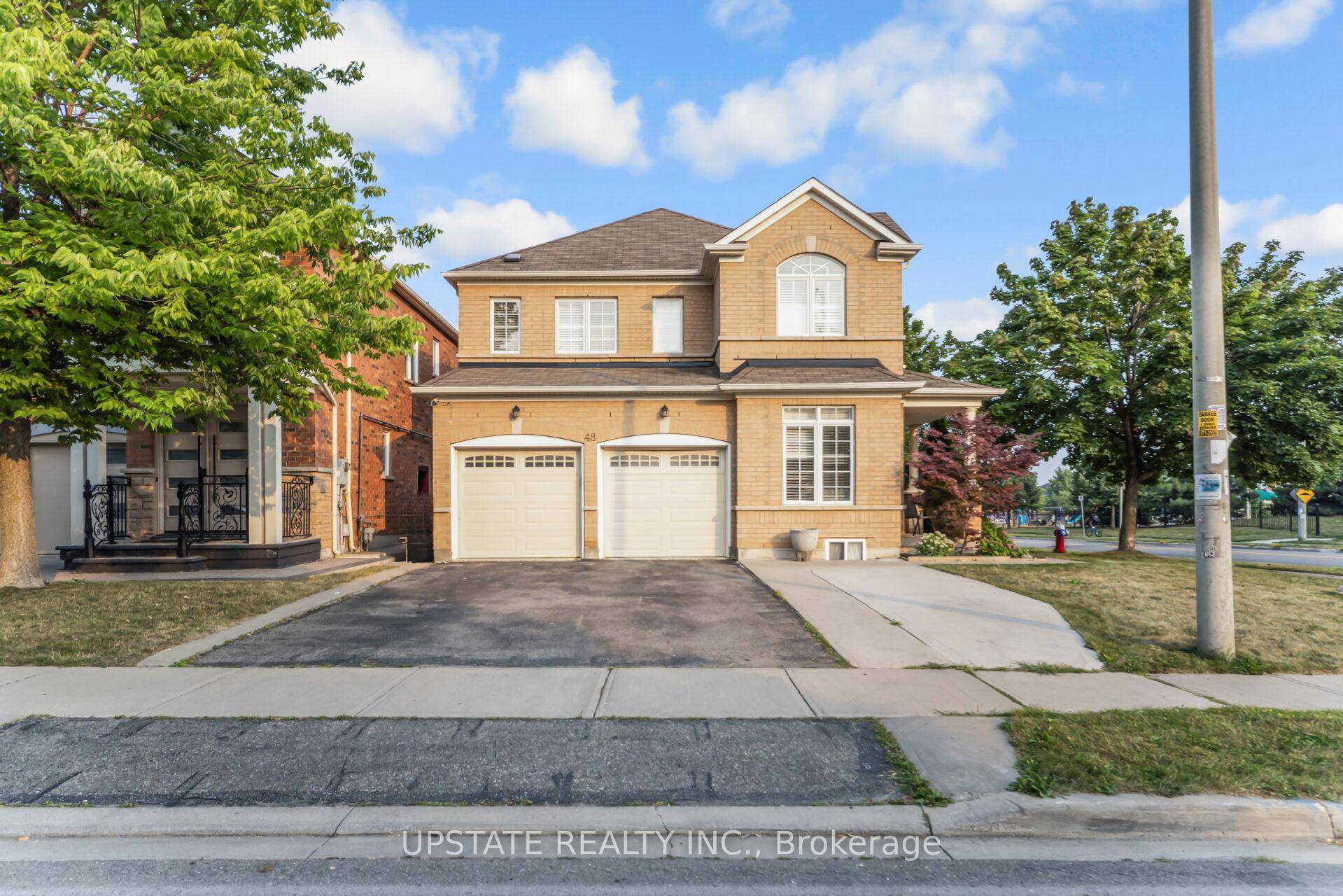Welcome to this immaculate and beautifully maintained 4 bedroom corner detached home, ideally located on the desirable border of Brampton and Mississauga.
