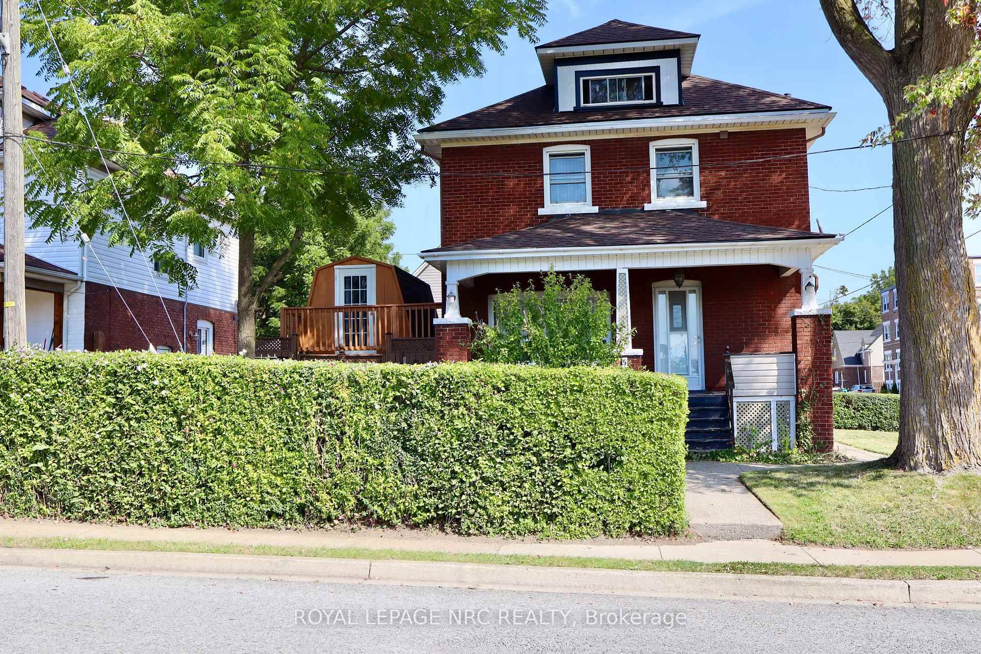 Welcome to this 2. 5 storey home that boast classic character and style featuring a leaded window in the upper staircase.