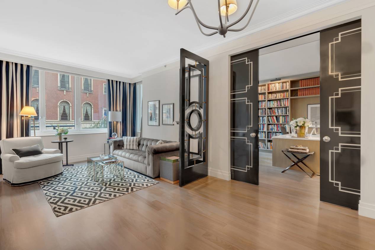 Walk to Work, while enjoying all the conveniences of living in Midtown.