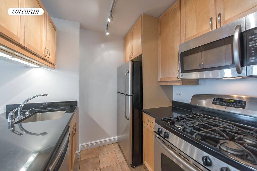 Luxury Living in Battery Park City !