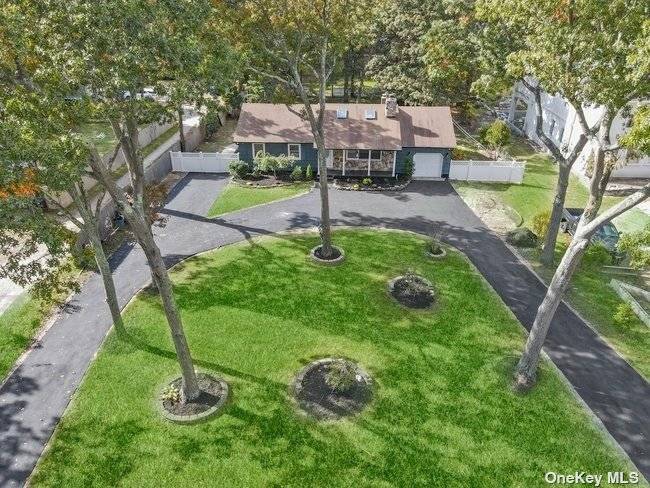 2775 sq ft Expanded Ranch with a full finished basement on 1.