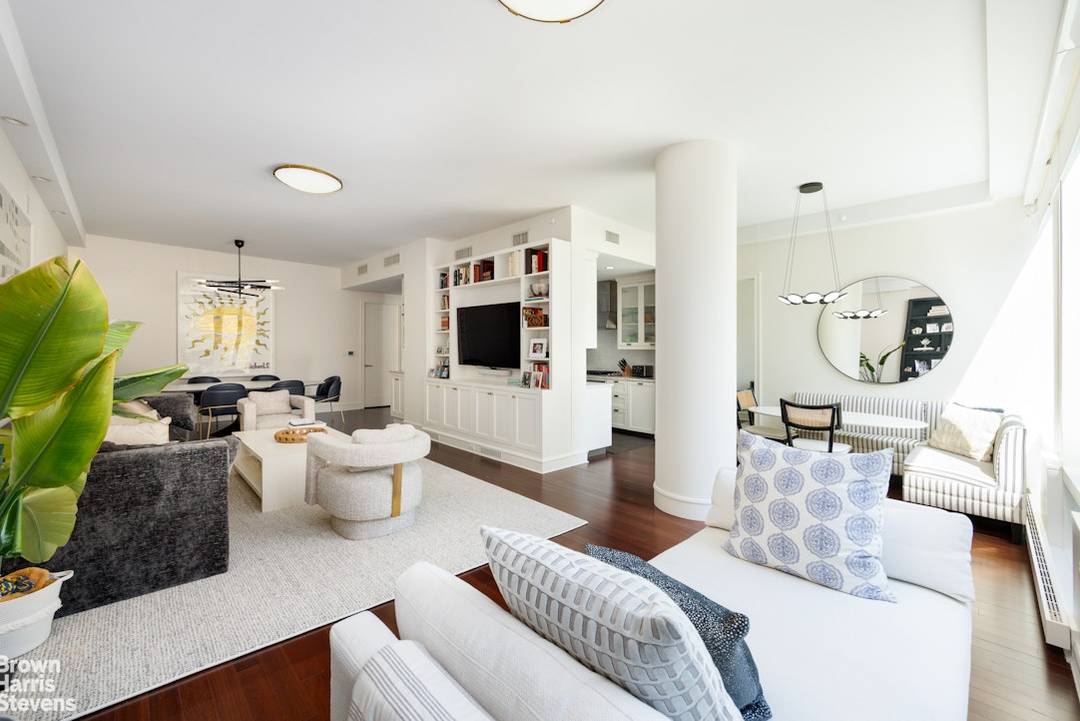 Fabulous 5 bedroom, 4 bathroom at Ariel West, one of the Upper West Side's premier condominiums with a swimming pool and basketball court !