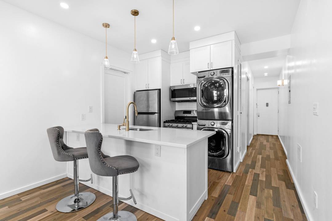 The building is no longer in HDFC status and offers rare flexibility for Downtown Manhattan, including unlimited subletting after three years of ownership, financing with as little as 15 percent ...