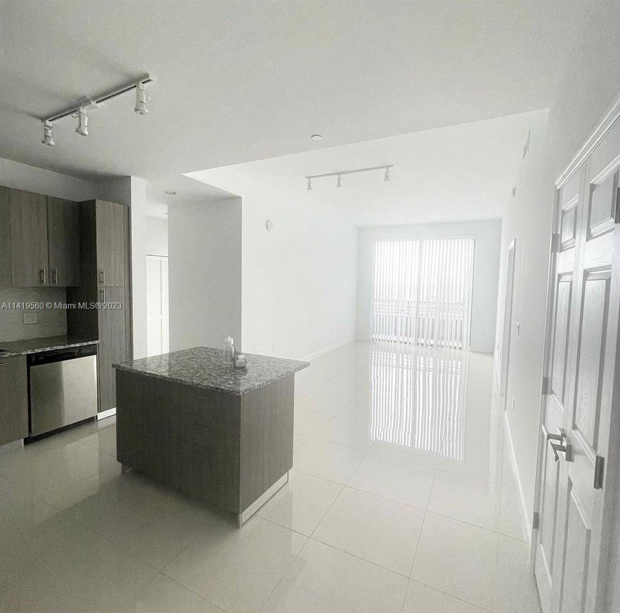 Palma at Downtown Doral is an Instrata Lifestyle Residences community, which offers distinctive apartments with a tailored living and amenity rich lifestyle in Miami s premier town center, Downtown Doral, ...