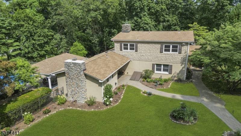 Welcome to 8 Crosby Lane, a one of a kind rental retreat tucked away on a large, private estate in one of Oakland's most desirable neighborhoods.