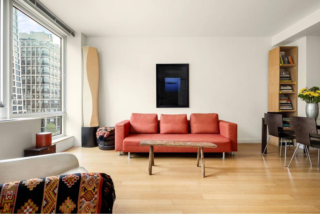 Apartment 1019 at The Caledonia is a light amp ; bright residence with oversized windows that offer views of the High Line and a partial view of the Hudson River.