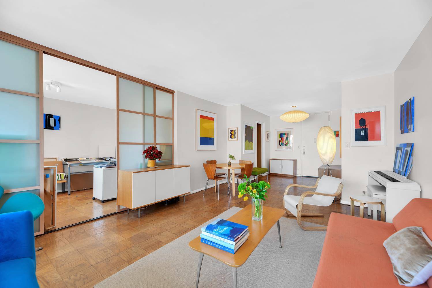 Welcome home to this bright, high floor two bedroom, two bath residence at the distinguished Park Regis, ideally located between Park and Madison Avenues just one block from Museum Mile ...