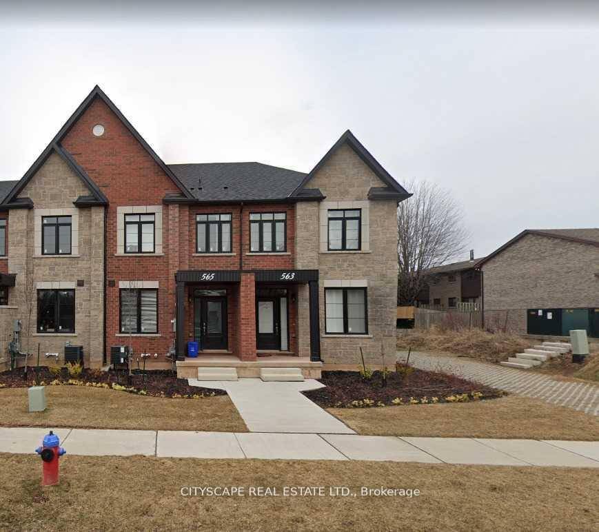 Spacious 4 Bedrooms 4 washrooms, Modern Upscale Townhome In The Picturesque Appleby Neighborhood.