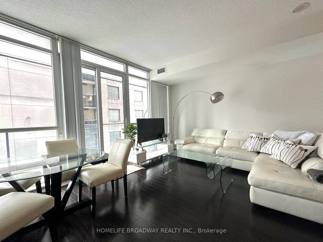 Amazing opportunity to live in this Fully Furnished One Bedroom Den at Lumiere on Bay Street with modern functional layout.