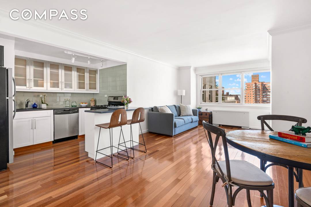 101 West 12th Street, Unit 15A West Village Junior 1BR at The John Adams West Village.