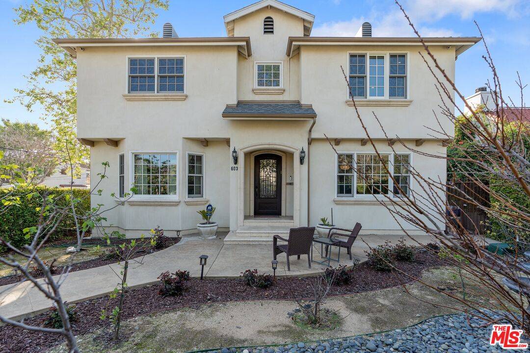 603 N Las Palmas Ave 5.0 Hancock Park LA