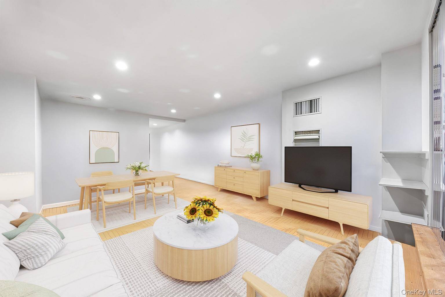 Welcome to Residence 4D at 106 Central Park South a studio, one bathroom condominium located in the heart of Manhattan.