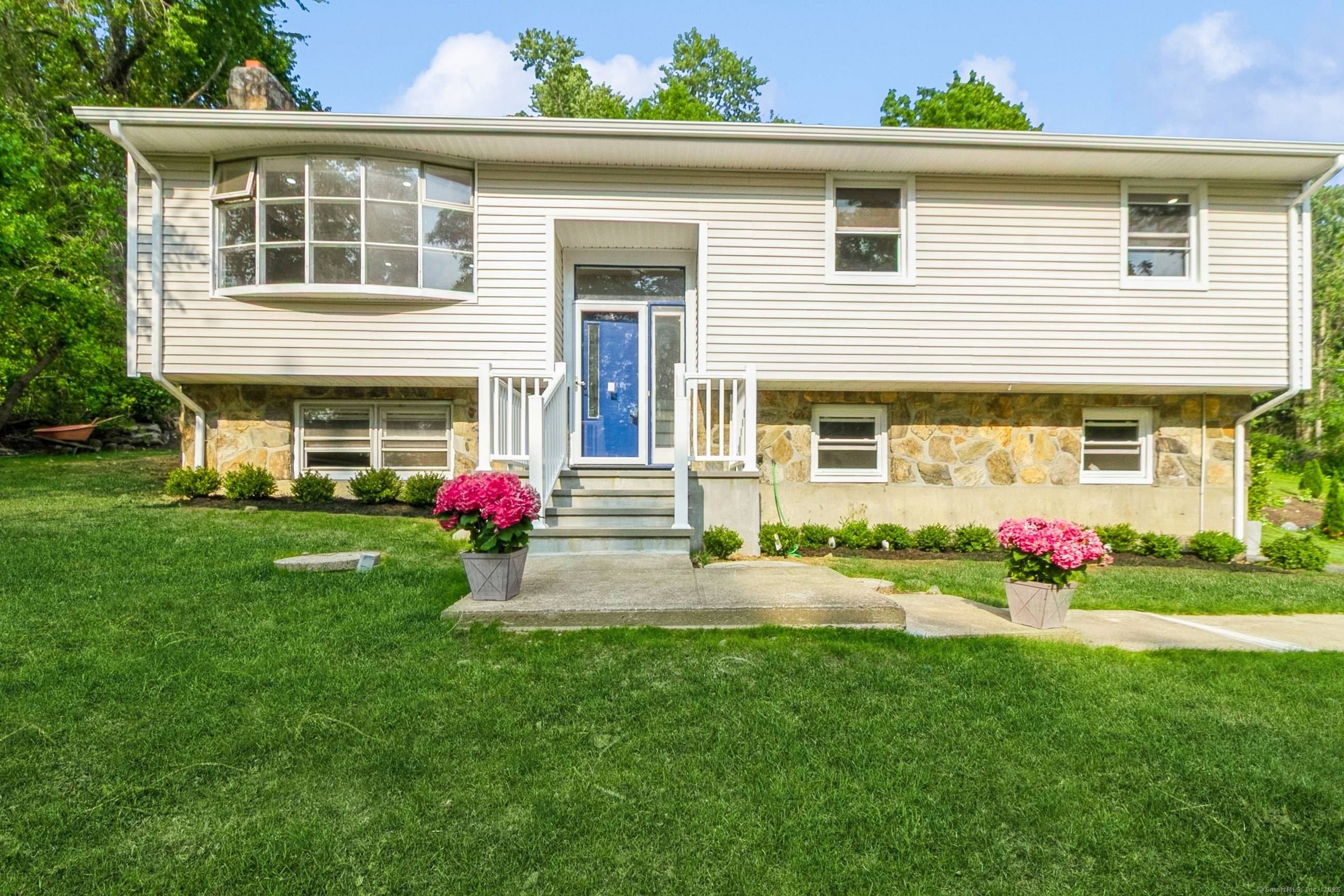 Beautiful updated 4 bedroom, 2.
