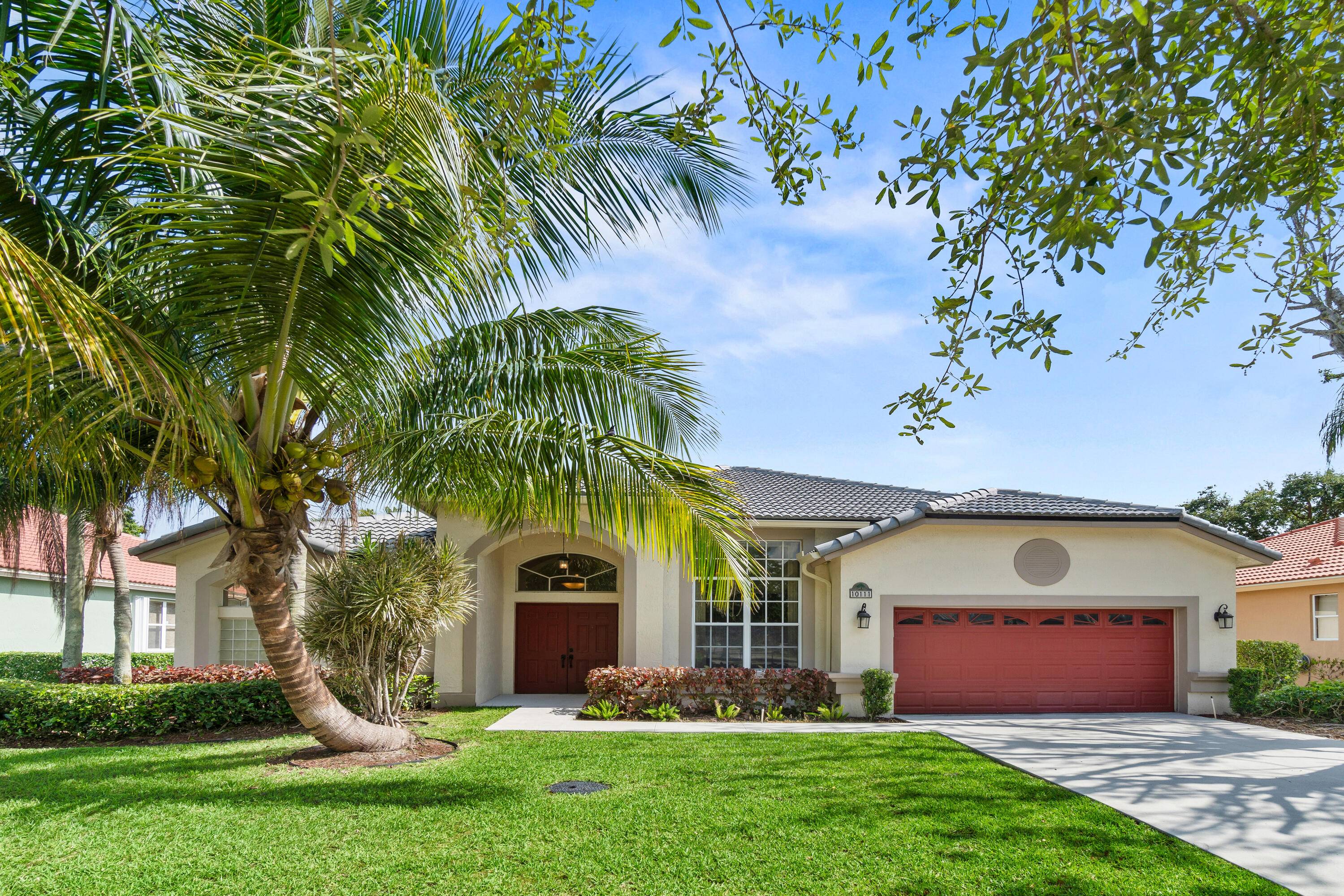 Meticulous 4 bed Den office, 3 bath, pool home with NEW ROOF GUTTERS, NEW AC, FULL HOME GENERATOR, NEW STAINLESS STEEL APPLIANCES, and RE SCREENED LANAI in Boca's premier gated ...