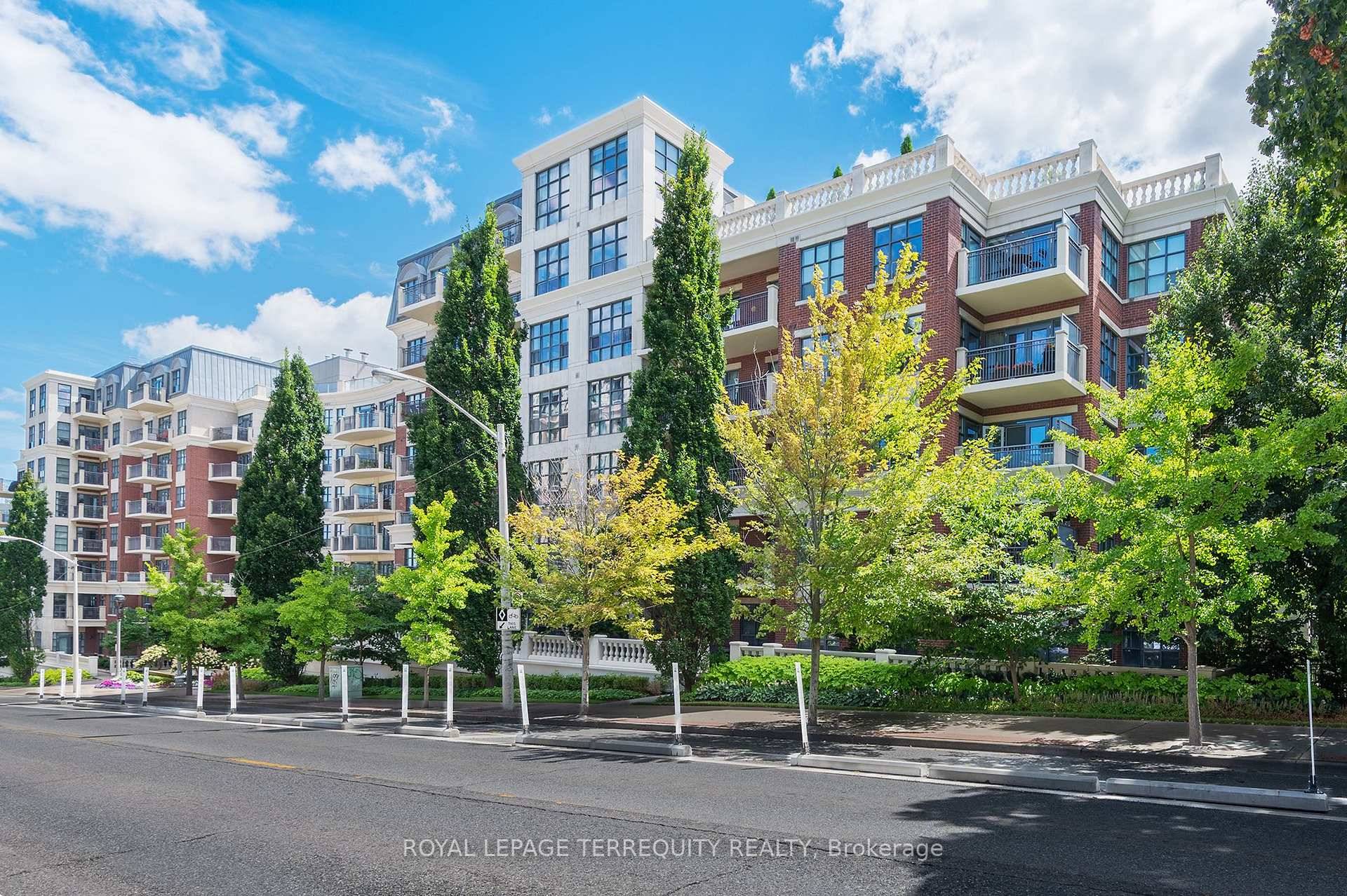 Kingsway Condominiums Quiet elegance wraps this professionally designed and renovated 1647 square foot suite by Karen Kayne Design.