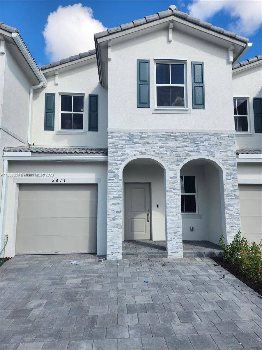 Realtors, bring your buyers !
