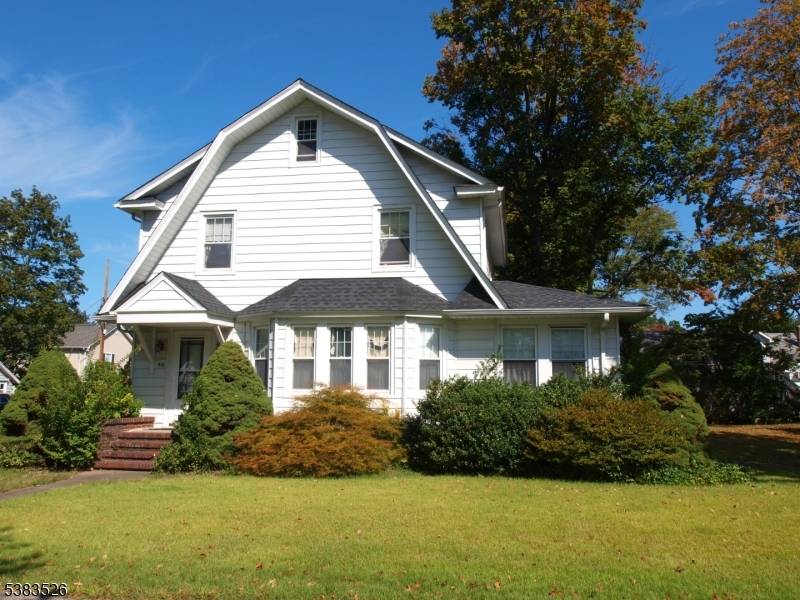 Charming 1925 Colonial in prime Pompton Plains section in Pequannock Township.