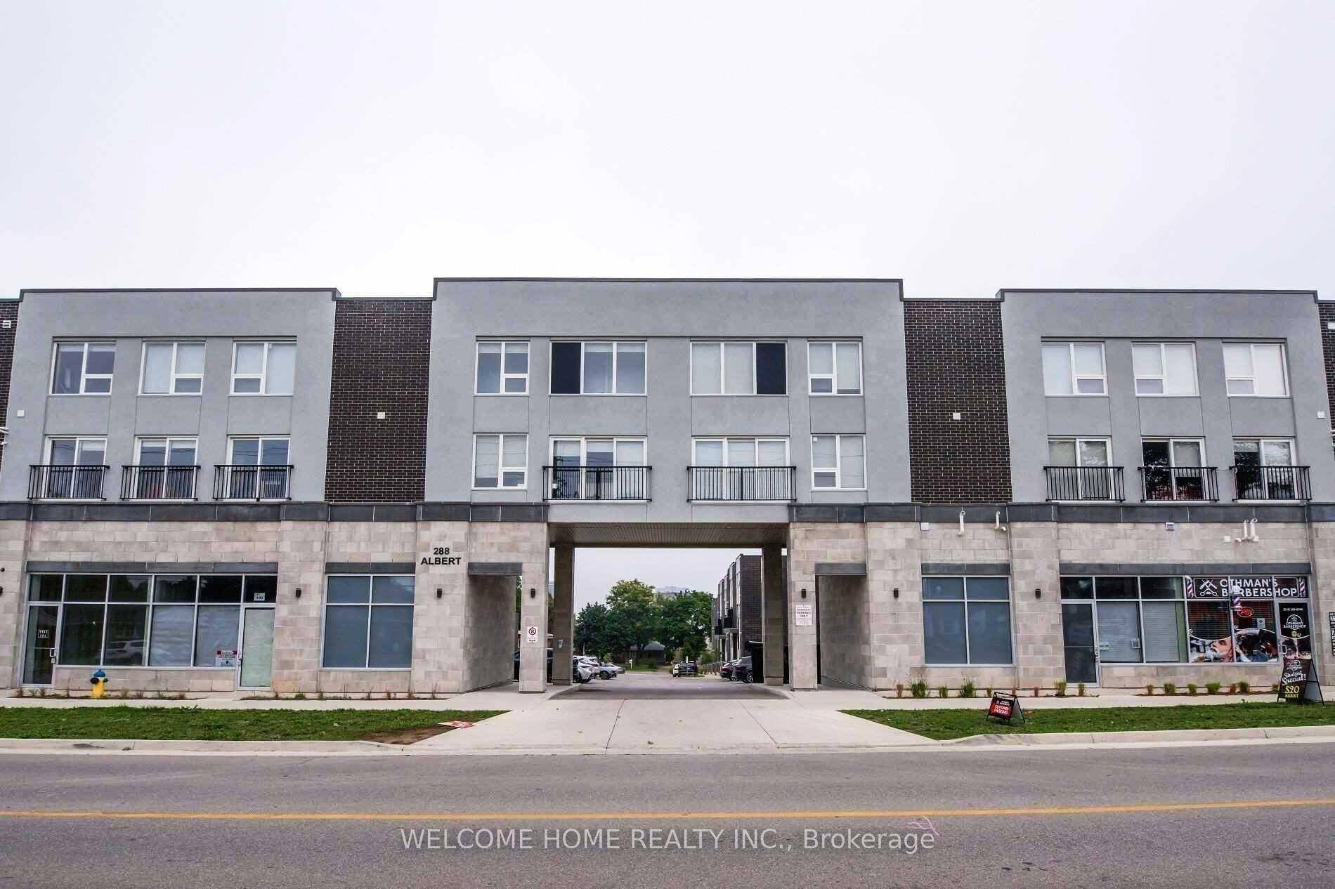 PRICED TO SELL ! ! Motivated Seller !