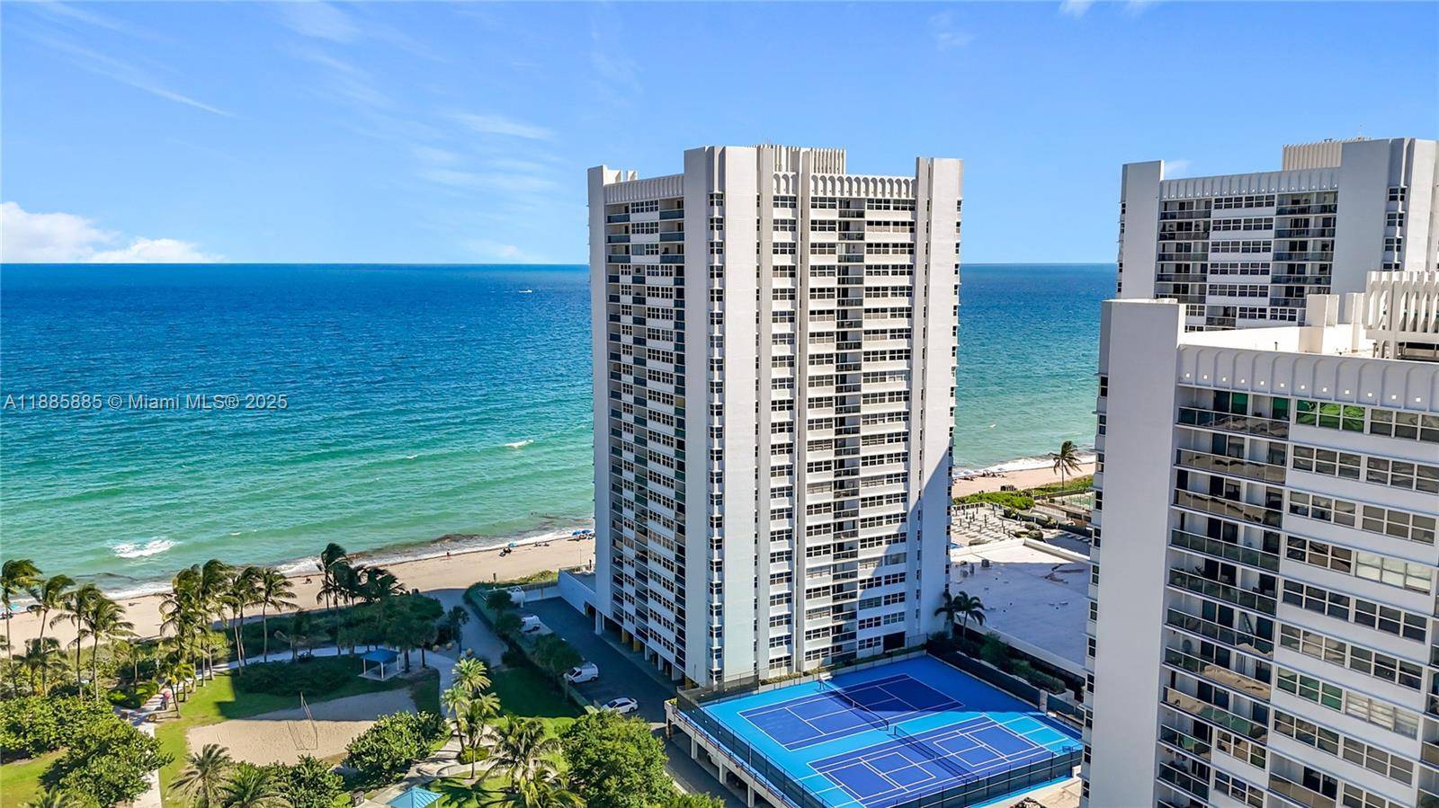 Highly sought after Southeast corner in the east building in La Mer.