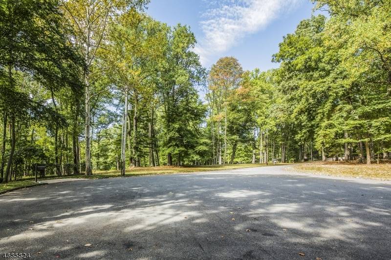 Exceptional Cul de Sac LOCATION !