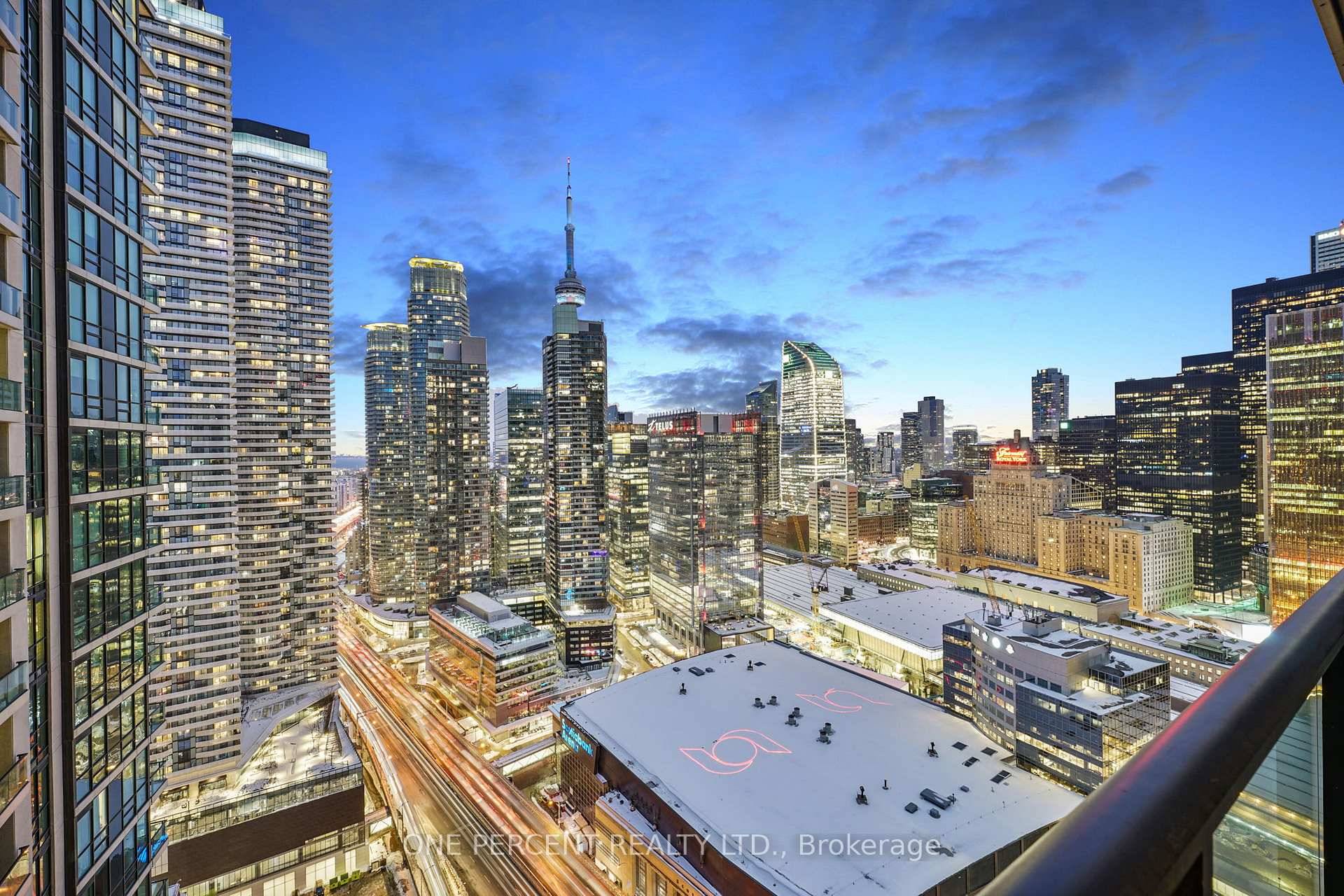 Elevate your living experience with the perfect blend of luxury, comfort and spectacular scenery by owing this unit in one of the worlds best cities.