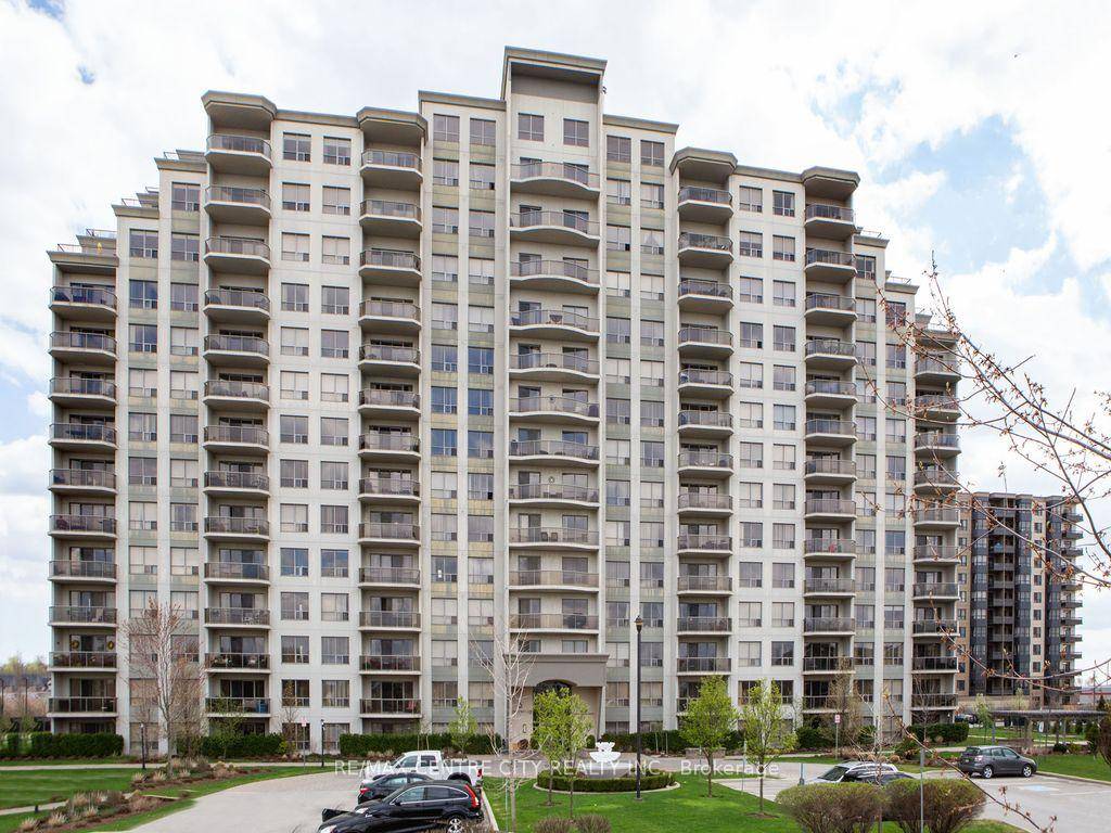 Don't miss ! ! ! Exceptionally well maintained !