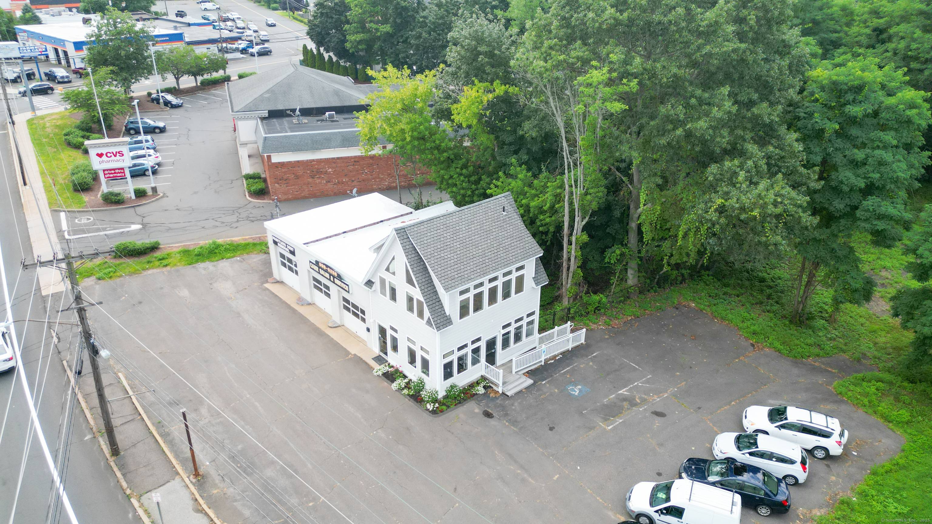 Fantastic opportunity to own and operate an established auto repair shop on 1.