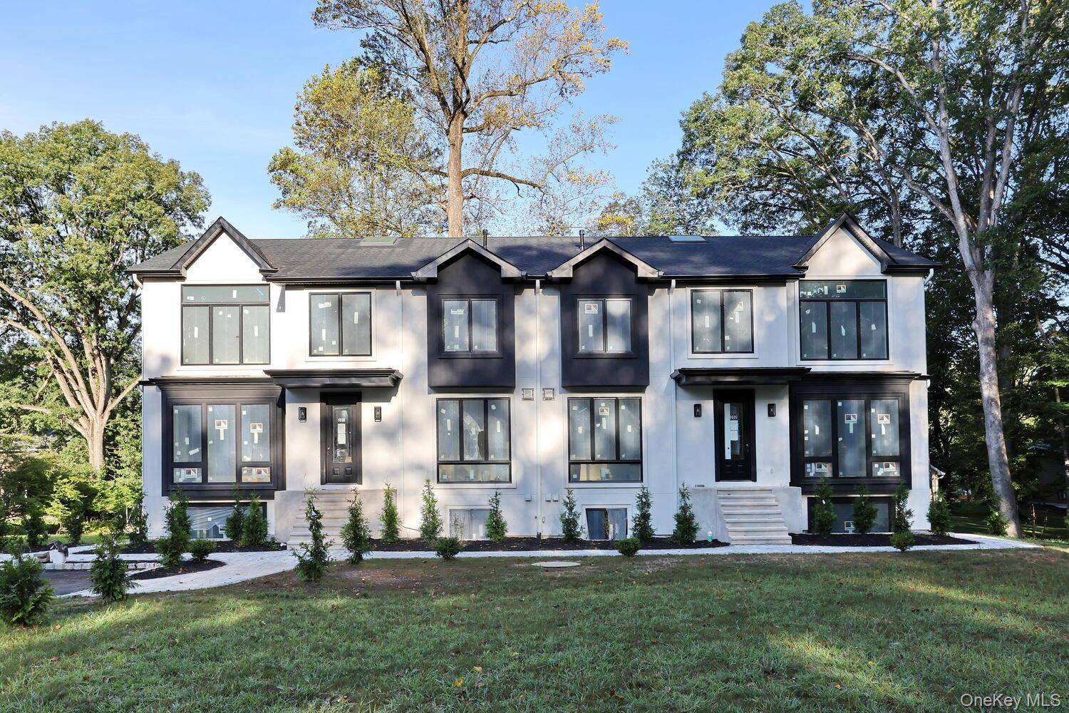 Stop Searching ! Brand new, Gorgeous 9 Bedroom 4.