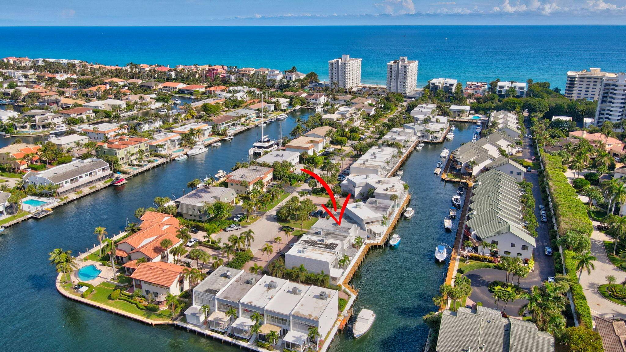 This stunning, updated waterfront townhome offers panoramic views of the waterfront Intracoastal Waterway.