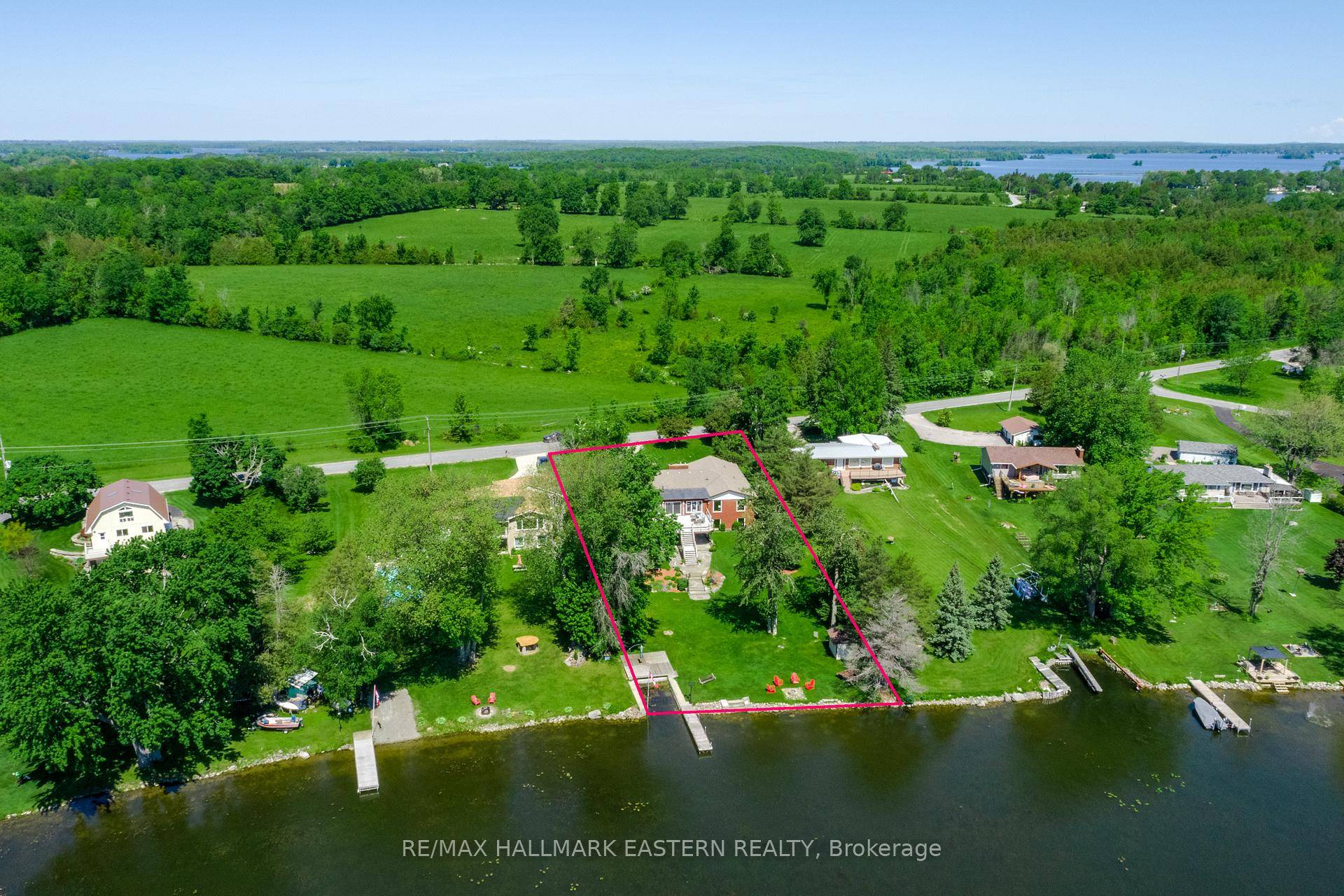 Experience spacious and spectacular more than 5000 square feet waterfront living with direct walkout access to Chemong Lake in the Kawartha.