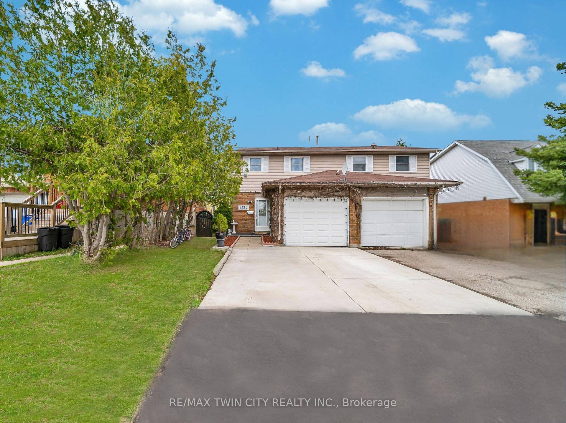 Welcome to 1234 Ottawa Street, Kitchener, Tucked away in the heart of the desirable Laurentian Hills community in Kitchener.