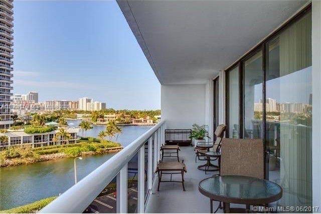 SPECTACULAR VIEW FROM THIS 14TH FLOOR CORNER UNIT.