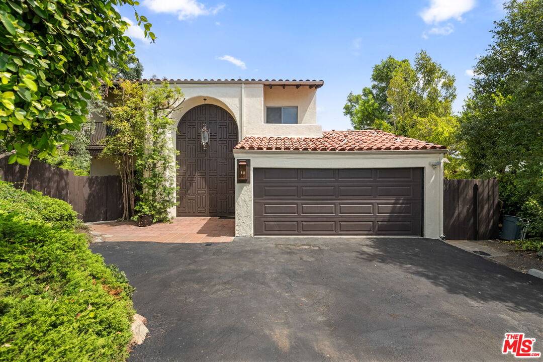 2492  BANYAN DR 4BR Brentwood La