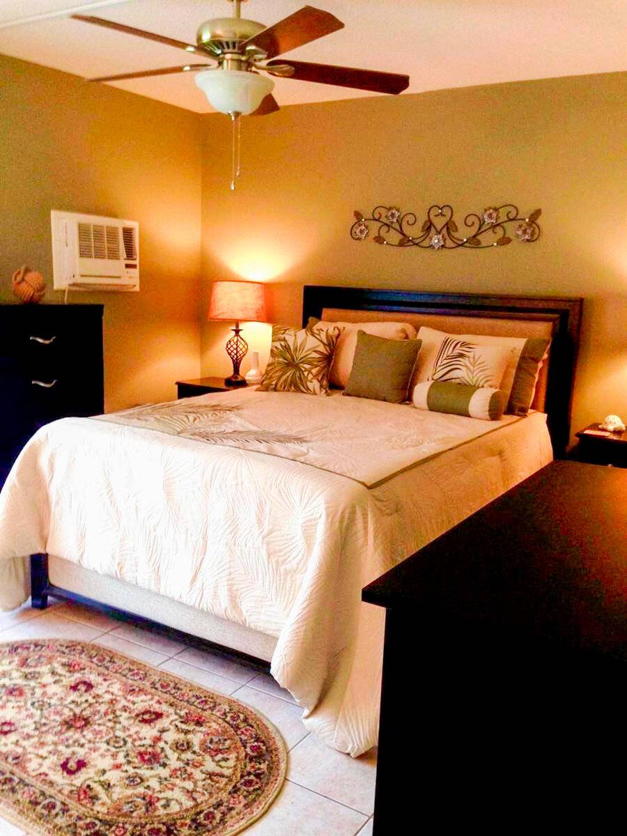 ENJOY THIS 1 BEDROOM, 1. 5 BATHROOMS CONDO IN THIS 55 PLUS COMMUNITY IN THIS BRIGHT RENOVATED UNIT.