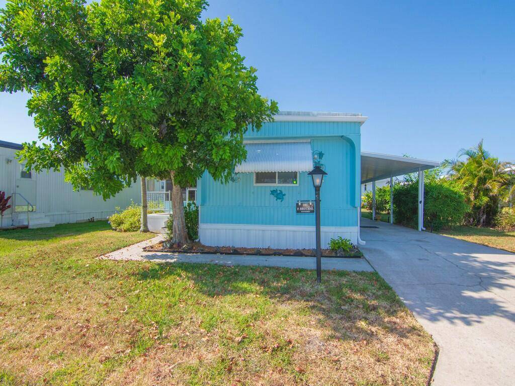 This 2 2 mobile home located in the 55 community of Pinelake Village in Jensen Beach has a cute beachy vibe that makes for a great getaway or a perfect ...