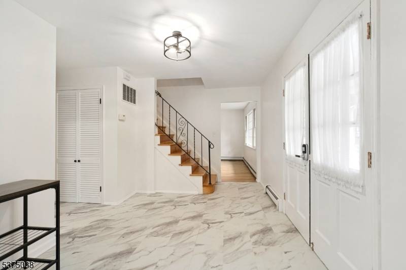 Welcome to Glacier Hills, A Home Full of Heart and Possibilities.
