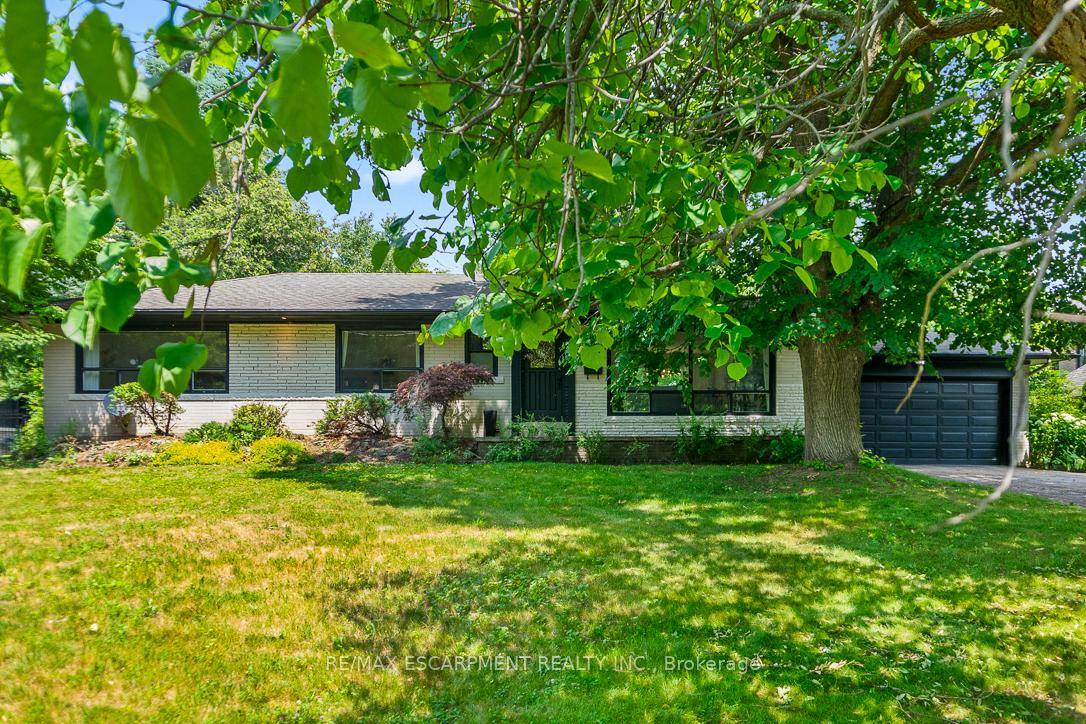 Welcome to 237 Albion Ave, a Prime South Oakville Opportunity.
