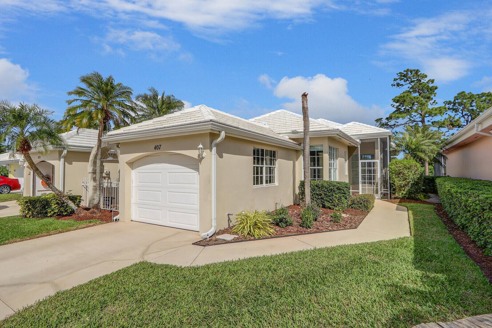 PERFECT ST LUCIE WEST LOCATION !