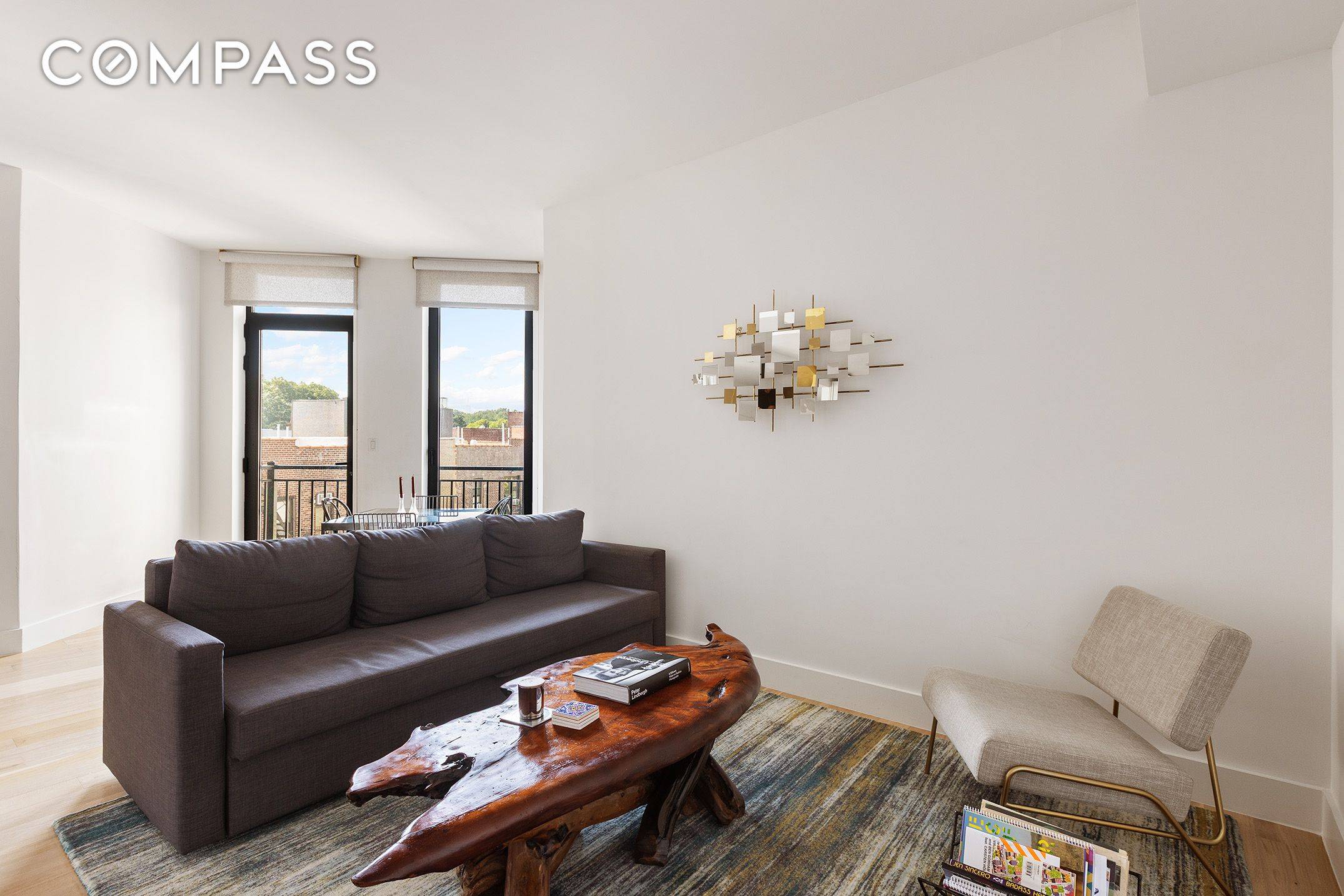 Experience a beautiful blend of style, comfort, and functionality in this luminous one bedroom residence.