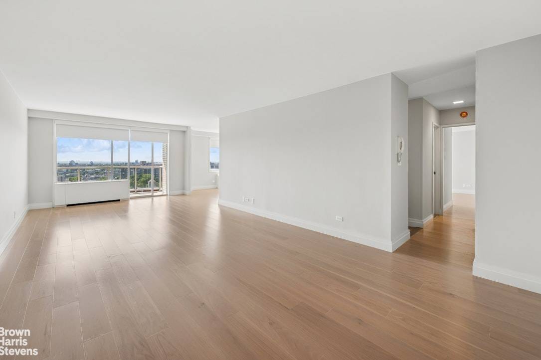 Move right in to this newly renovated Jr4 with a terrace at the luxurious Whitehall.